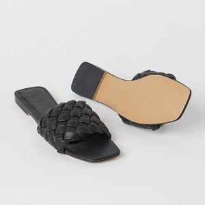 H&M black braided sandals size 39 (size 8 women’s)